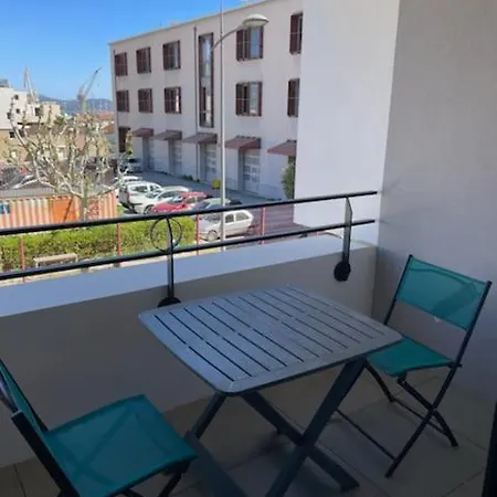 Apartment Neuf Paisible Avec Parking Proche Du Vieux Port Et Des Calanques