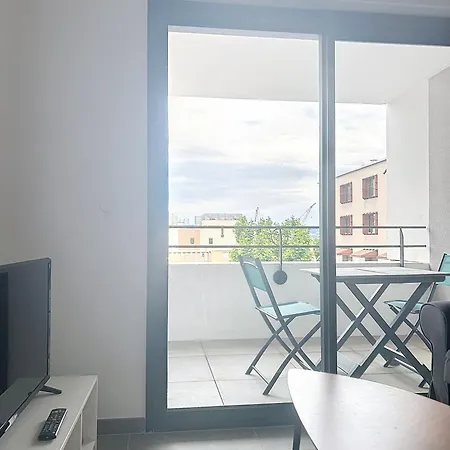 Neuf Paisible Avec Parking Proche Du Vieux Port Et Des Calanques Apartment *