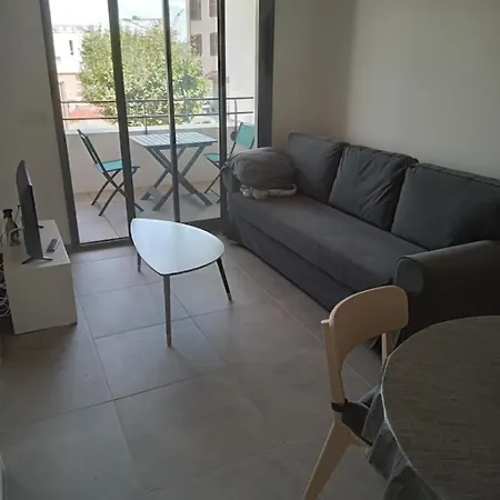 Neuf Paisible Avec Parking Proche Du Vieux Port Et Des Calanques Apartment